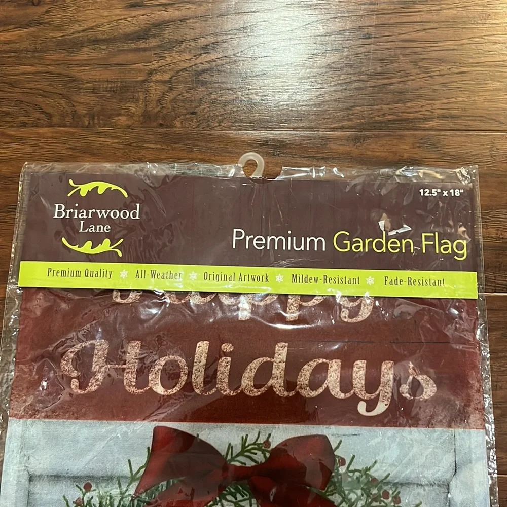 NEW Briarwood Lane Happy Holidays Skates Garden Flag - Picture 2 of 4